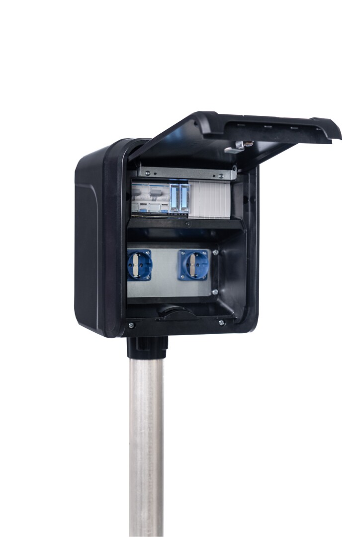 UTUFoX Latausasema IP44, In 10A, Lataus kelloton  2xJohdons. vikavirta-yhd.+kWh