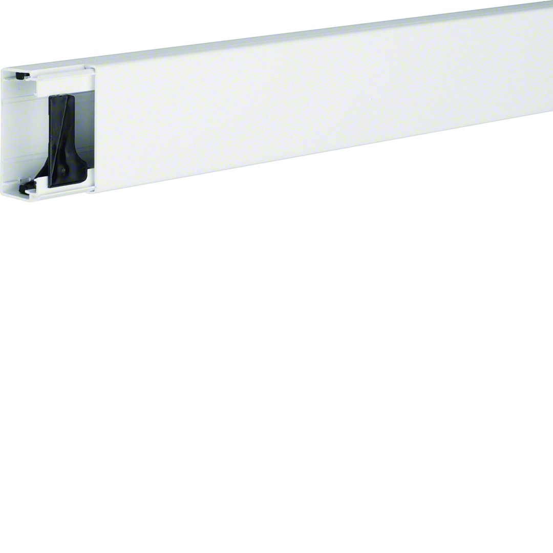 Asennuskanava LF 30x57mm, PVC, liikenteenvalkoinen