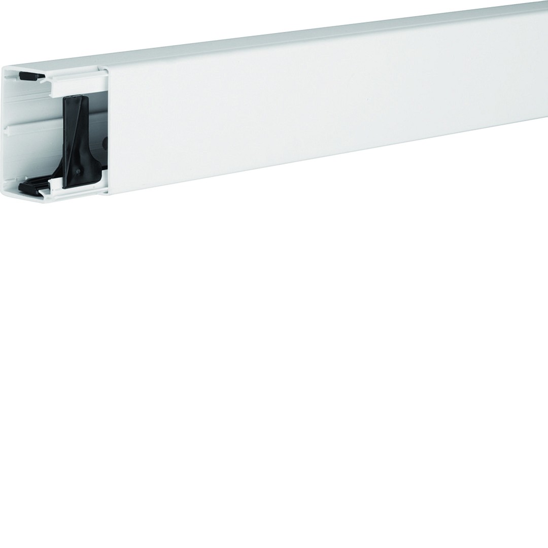 Asennuskanava halogeeniton LFH 40x57mm, liikenteenvalkoinen
