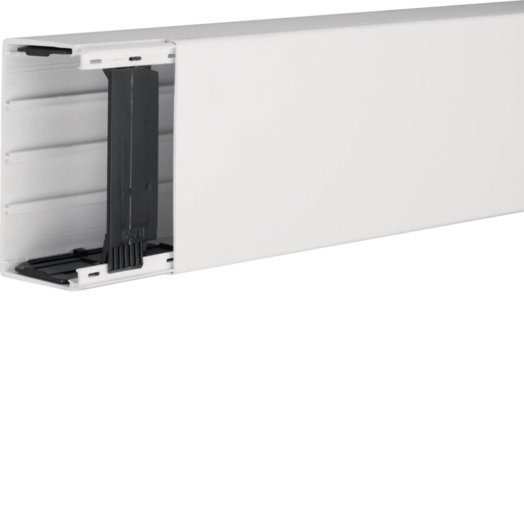 Asennuskanava halogeeniton LFH 60x110mm, liikenteenvalkoinen